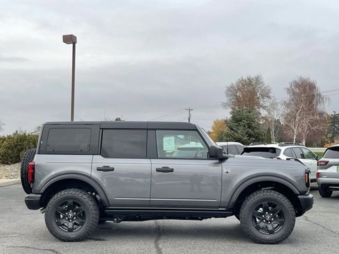 New 2025 Ford Bronco Big Bend w/ Black Diamond Package image 2