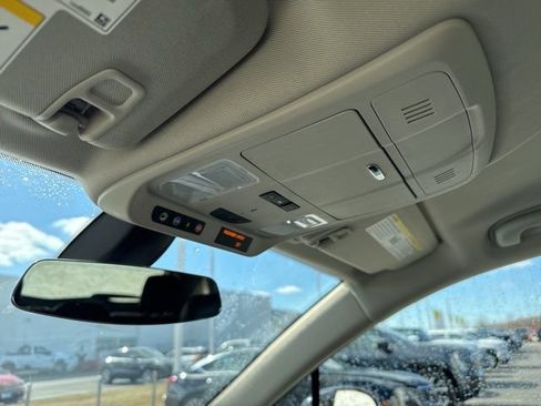 Used 2020 Buick Envision Essence w/ LPO, Active Package image 16