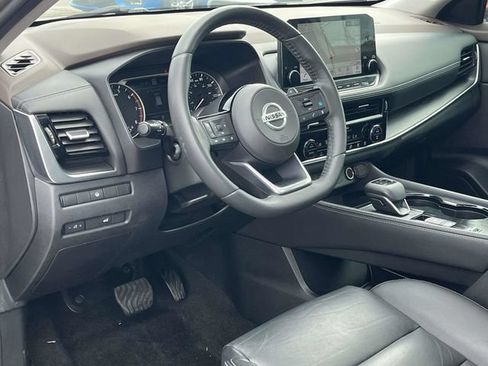 Used 2021 Nissan Rogue SL w/ Premium Package FWD image 12