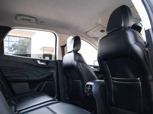 Used 2022 Ford Escape SEL FWD image 29