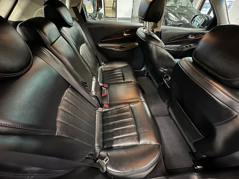 Used 2017 INFINITI QX50 AWD w/ Premium Plus Package image 14