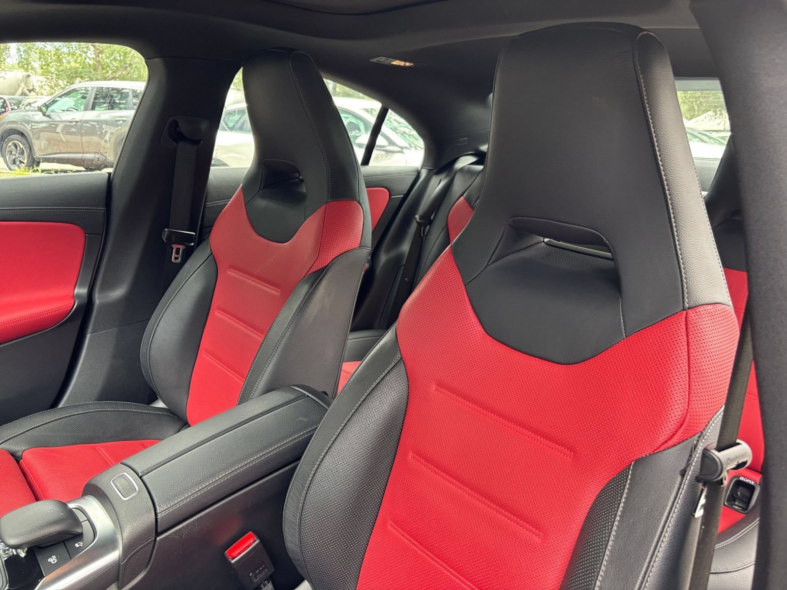 Used 2022 Mercedes-Benz CLA 35 AMG 4MATIC image 34
