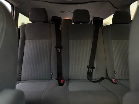 Used 2015 Ford Transit 150 XLT image 25