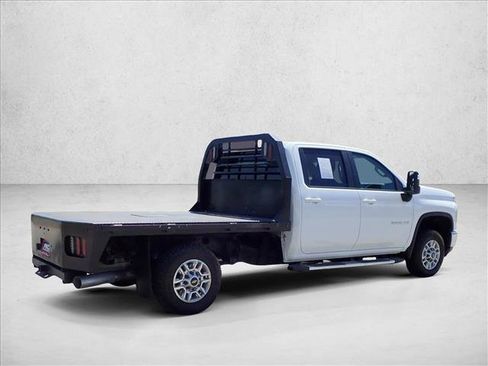 Used 2024 Chevrolet Silverado 2500 LT w/ Convenience Package AWD/4WD image 4