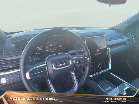 Certified 2025 GMC Acadia Elevation image 18