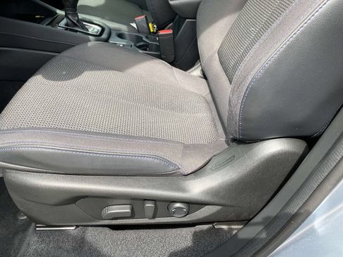 Certified 2025 Subaru Forester Premium AWD/4WD image 23