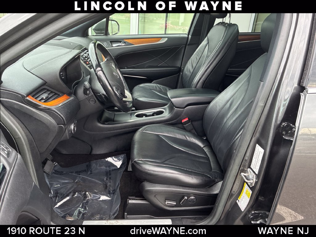 Used 2019 Lincoln MKC Reserve w/ MKC Climate Package AWD/4WD image 12