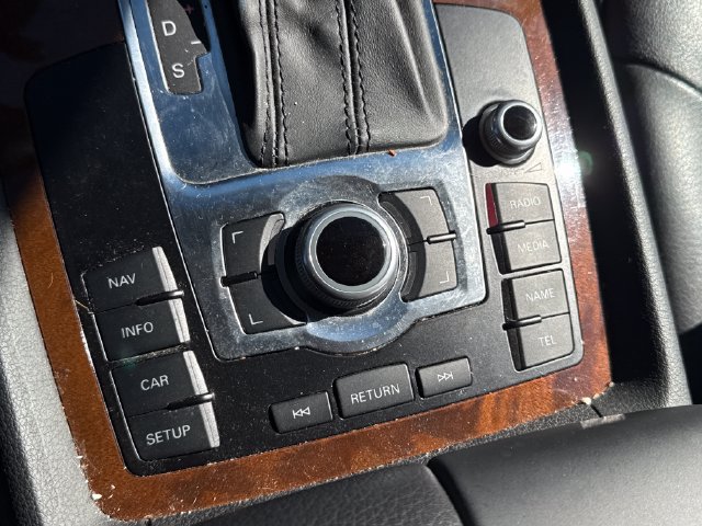 Used 2013 Audi Q7 3.0T Premium AWD/4WD image 33