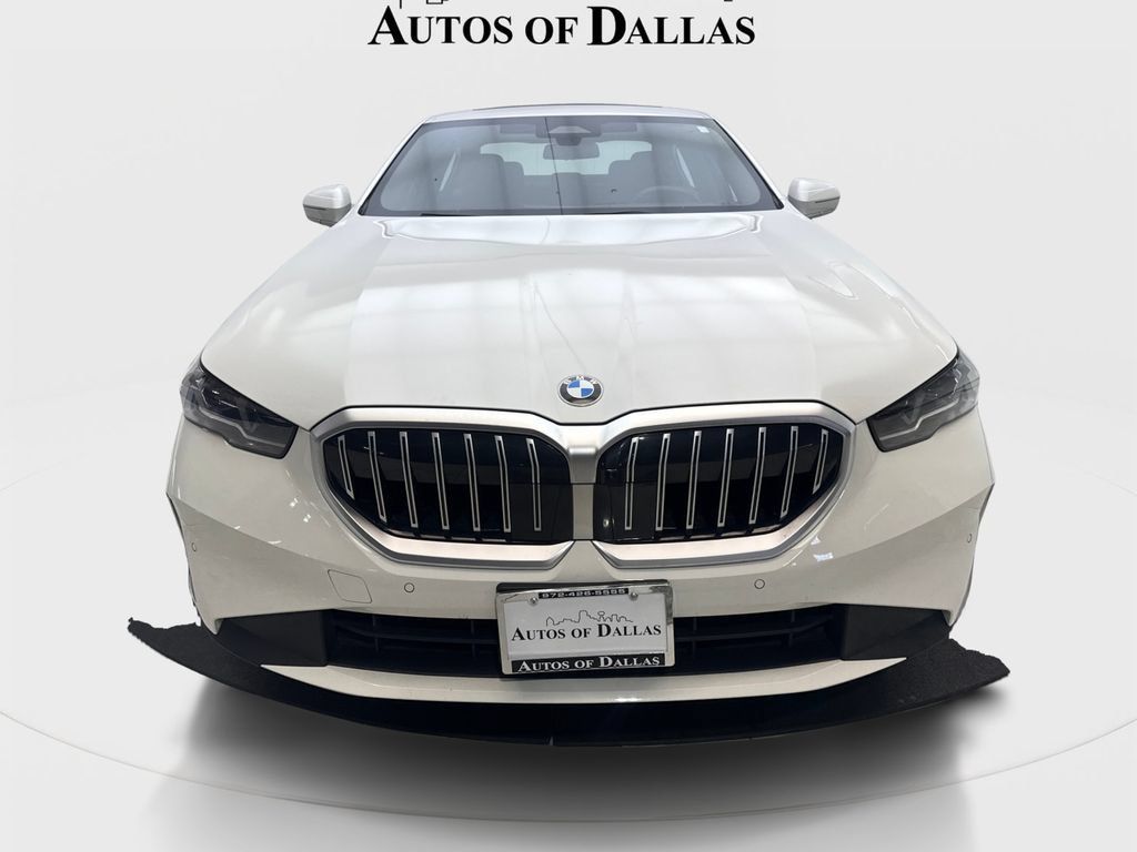 Used 2026 BMW 530i RWD image 4