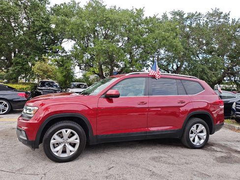 Used 2018 Volkswagen Atlas SE image 3