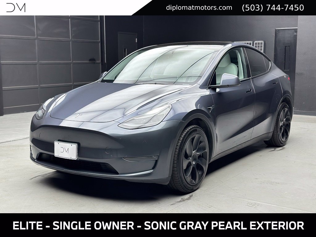 Used 2023 Tesla Model Y Long Range AWD/4WD image 1