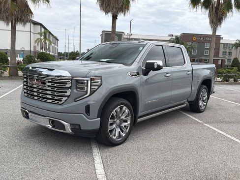 Used 2025 GMC Sierra 1500 Denali AWD/4WD image 8
