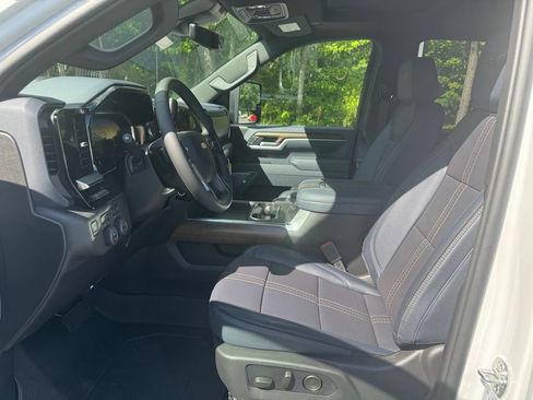 New 2026 Chevrolet Silverado 3500 High Country w/ High Country Premium Package AWD/4WD image 14