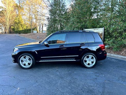 Used 2015 Mercedes-Benz GLK 350 4MATIC image 4
