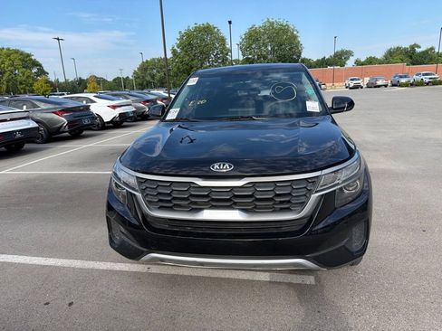 Used 2021 Kia Seltos LX AWD/4WD image 15