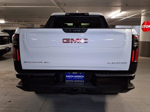 Used 2026 GMC Sierra EV Elevation image 9