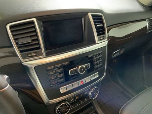 Used 2013 Mercedes-Benz ML 350 BlueTEC 4MATIC image 21