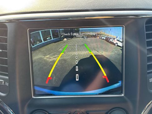 Used 2018 Jeep Grand Cherokee High Altitude AWD/4WD image 23
