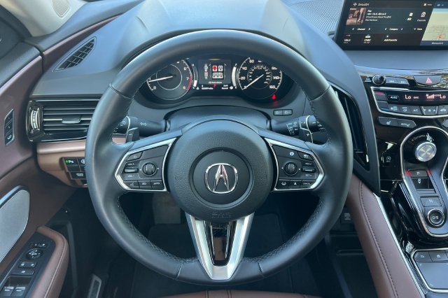 Used 2025 Acura RDX w/ Technology Package AWD/4WD image 16