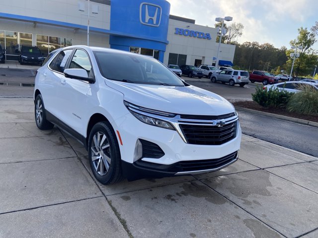 Used 2024 Chevrolet Equinox LT FWD image 2