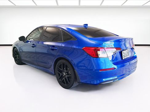 Used 2023 Honda Civic Sport image 6