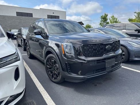 Used 2021 Kia Telluride EX w/ EX Premium Package AWD/4WD image 5