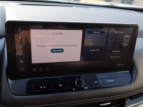 Used 2025 Nissan Rogue SL FWD image 30