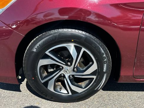 Used 2016 Honda Accord LX image 9