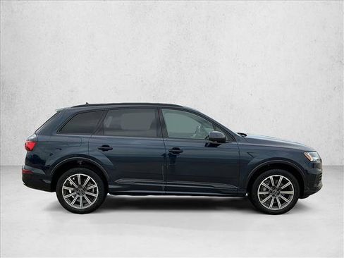 Used 2023 Audi Q7 2.0T Premium Plus w/ Premium Plus Package AWD/4WD image 4