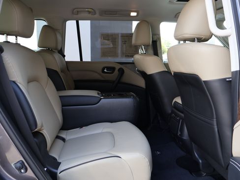 Used 2022 INFINITI QX80 Premium Select w/ Cargo Package AWD/4WD image 29