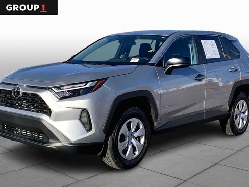 Certified 2025 Toyota RAV4 LE image 1