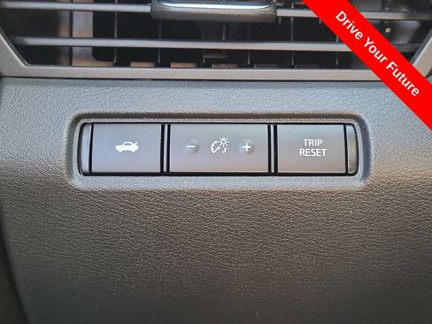 Used 2022 Nissan Altima 2.5 SR w/ Midnight Edition Package FWD image 18