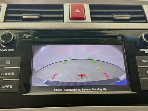 Used 2019 Subaru Outback 2.5i AWD/4WD image 17