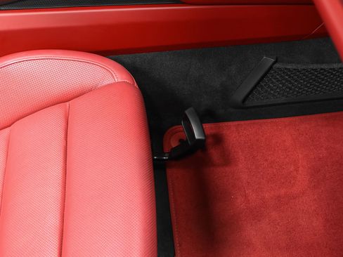 Certified 2022 Porsche 911 Carrera 4S AWD/4WD image 25