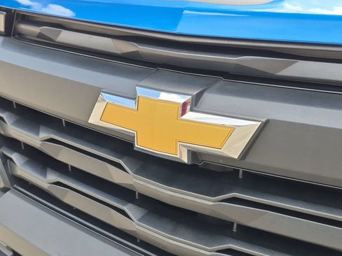 Used 2024 Chevrolet Colorado W/T w/ WT Convenience Package RWD image 5