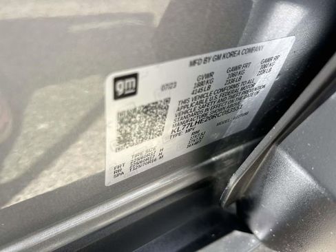 Used 2024 Chevrolet Trax LT w/ Driver Confidence Package image 19