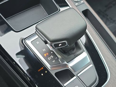 Certified 2022 Audi Q5 2.0T Premium w/ Convenience Package image 23