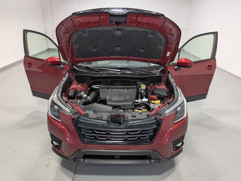 Used 2023 Subaru Forester Premium image 13