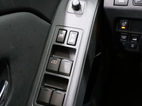 Used 2022 Nissan Frontier PRO-4X w/ Pro-4X Premium Package image 13