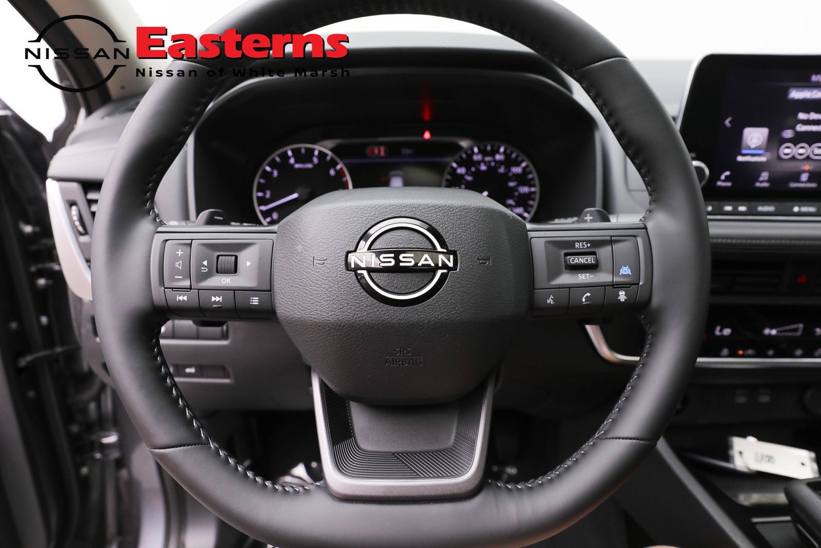 Used 2026 Nissan Rogue Dark Armor AWD/4WD image 10