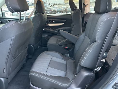Used 2022 Subaru Ascent Premium w/ Convenience Package image 8