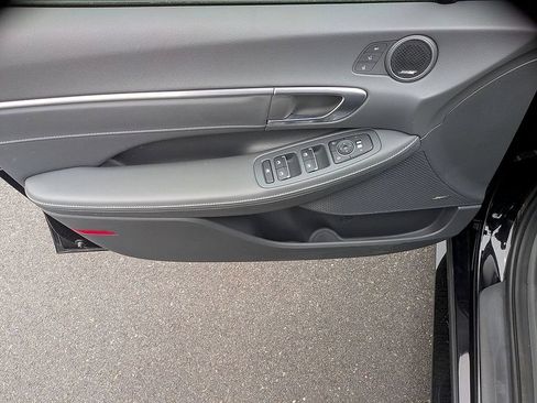 Used 2020 Hyundai Sonata Limited FWD image 9