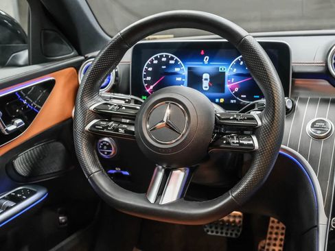 Certified 2023 Mercedes-Benz C 300 4MATIC Sedan image 18