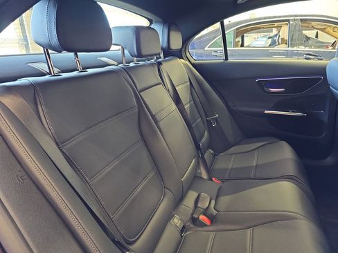 New 2026 Mercedes-Benz C 300 Sedan image 12