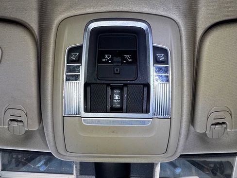 Used 2020 RAM 1500 Laramie AWD/4WD image 35