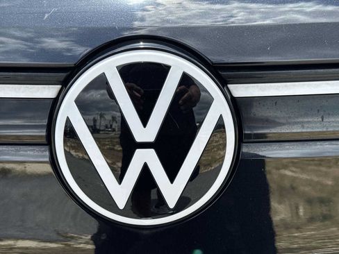 Used 2023 Volkswagen ID.4 Pro RWD image 10