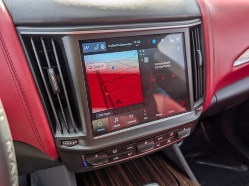 Used 2022 Maserati Levante Modena image 26