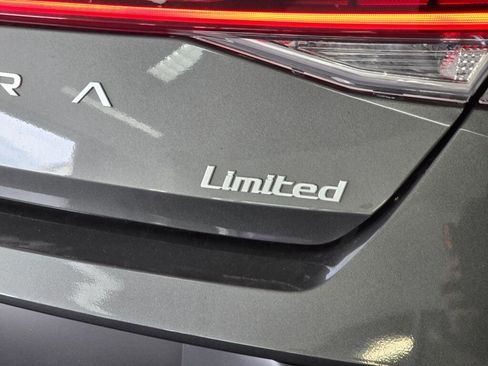 New 2026 Hyundai Elantra Limited image 15