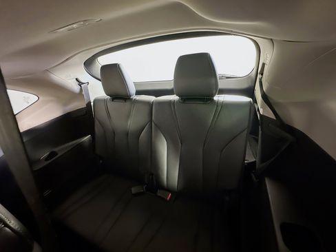 Used 2024 Acura MDX SH-AWD w/ Technology Package image 29