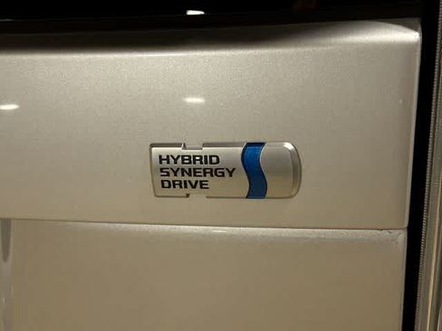 Used 2012 Toyota Prius Three FWD image 26